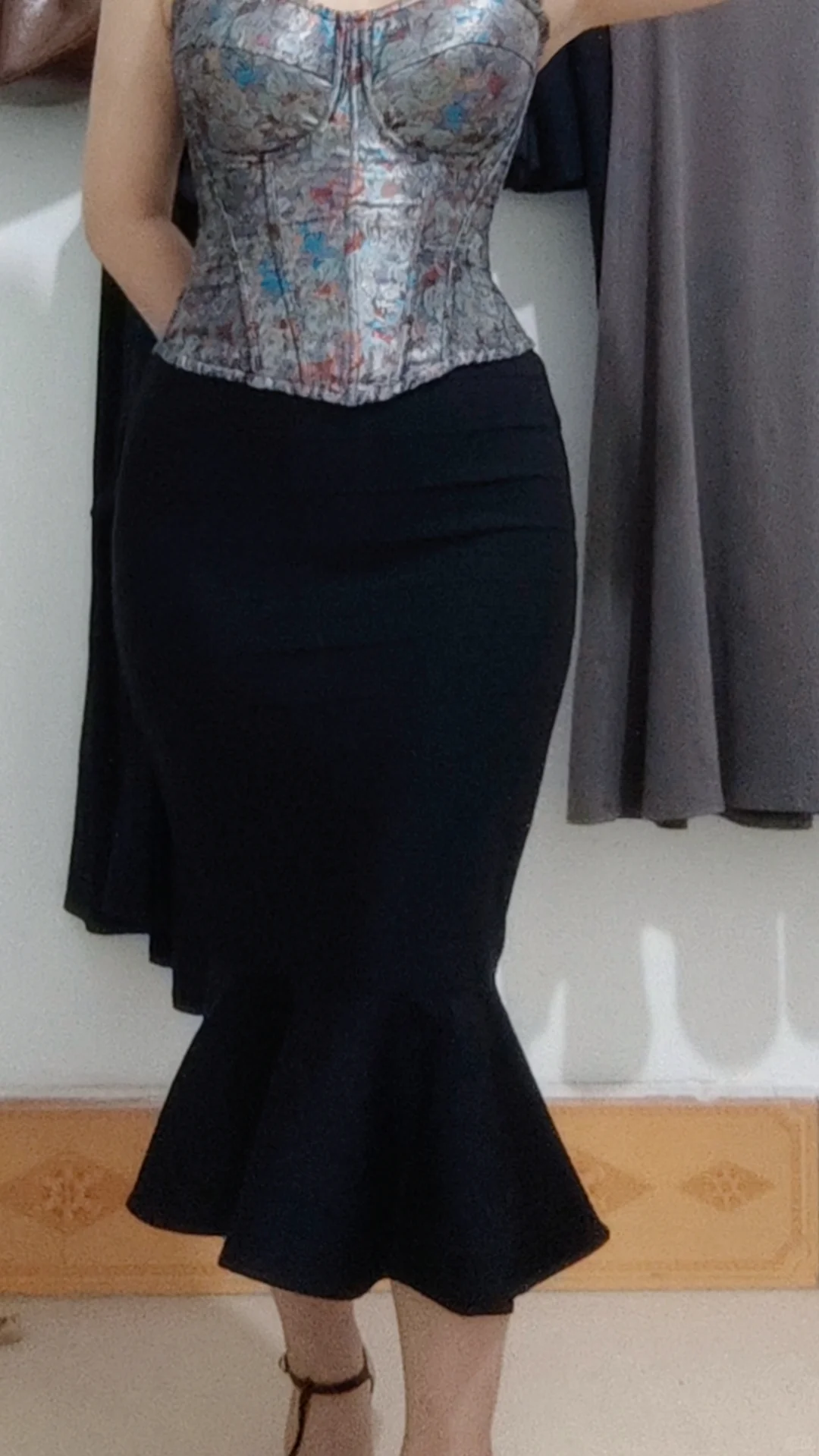 这条裙子也太好看了吧！