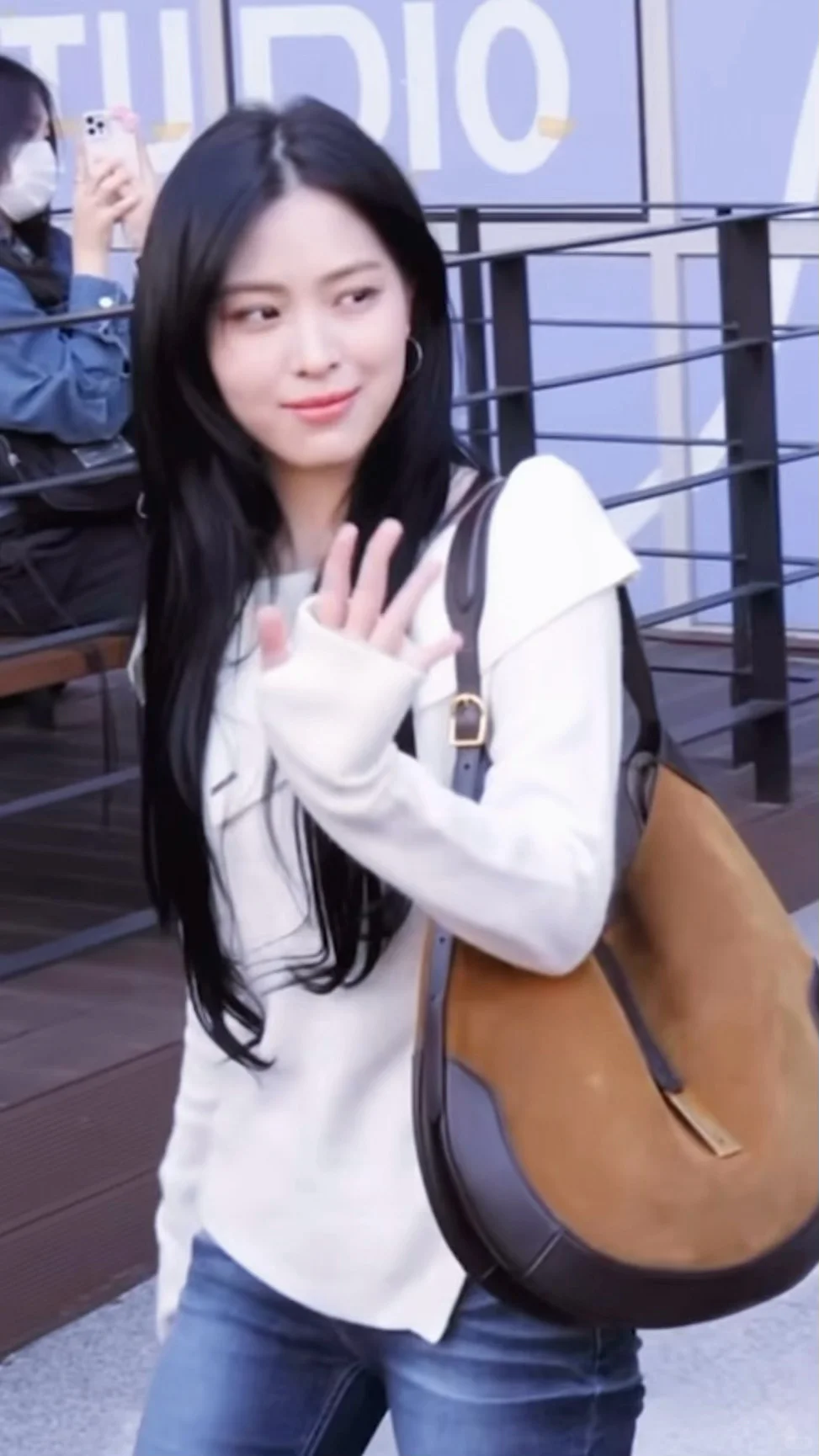 温柔起来的留真好迷人😍