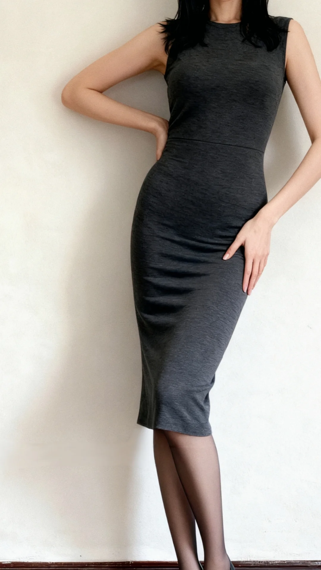 紧身裙加丝袜的诱惑🫦