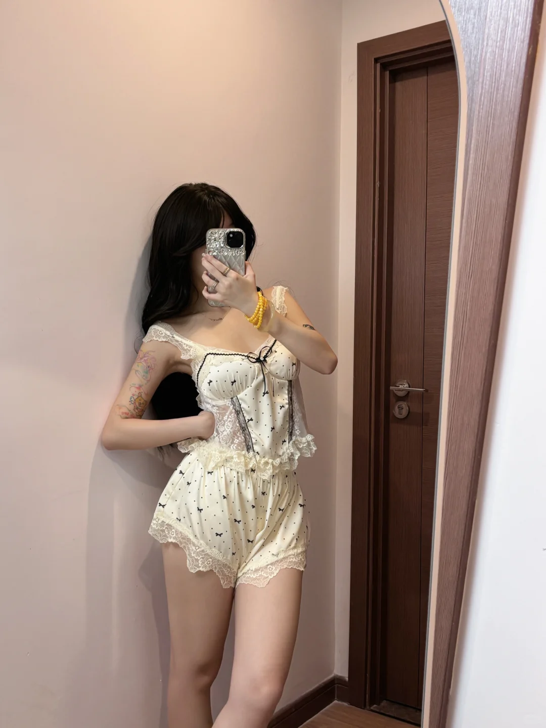 左滑～看我穿上纯欲套装🦋