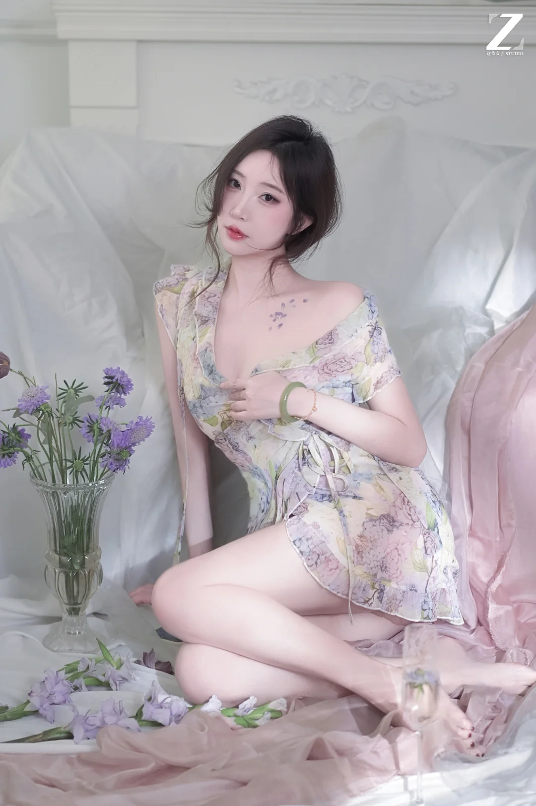 梦幻紫色轻欲私房写真