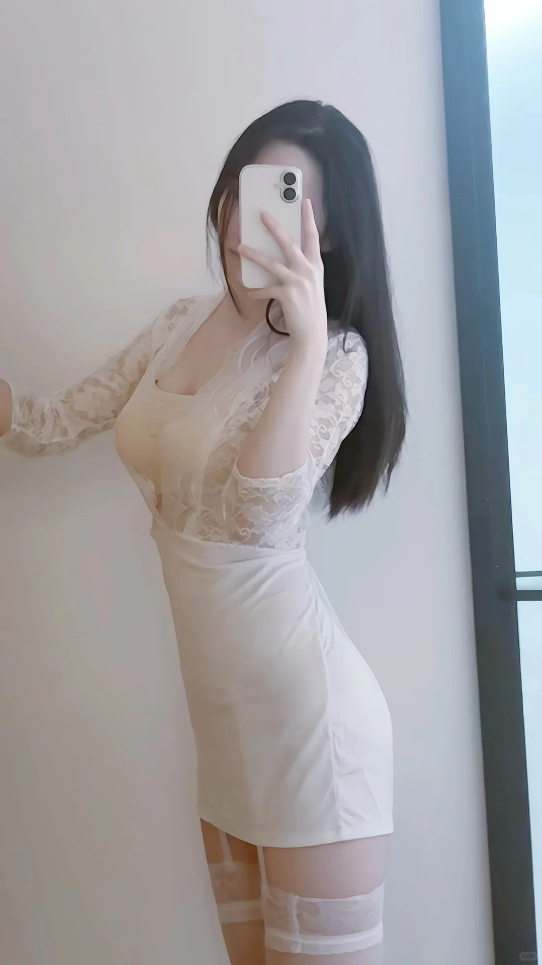 蕾丝一穿瞬间小妈感……