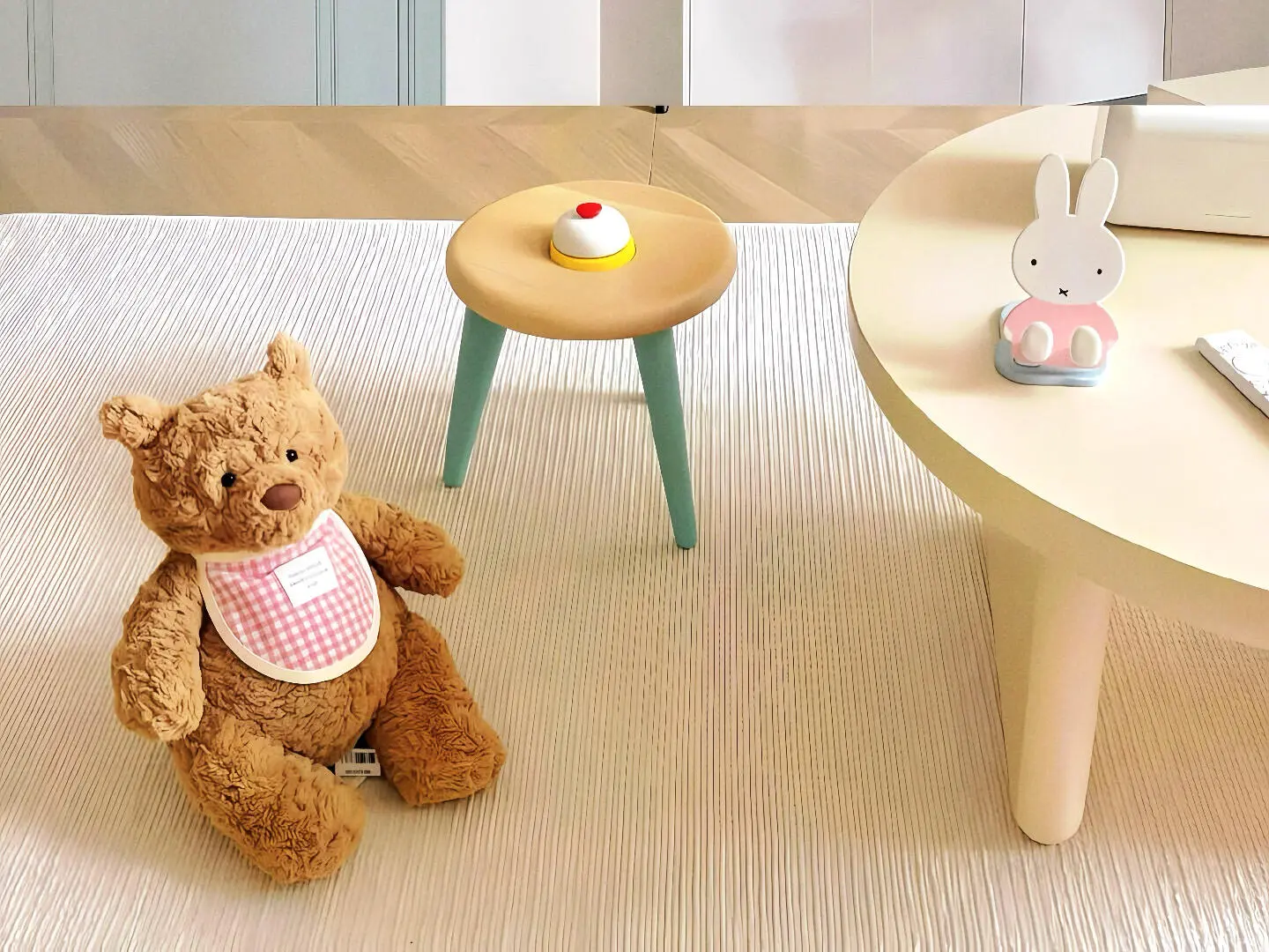 𝙎𝙝𝙖𝙧𝙚丨iPad壁纸