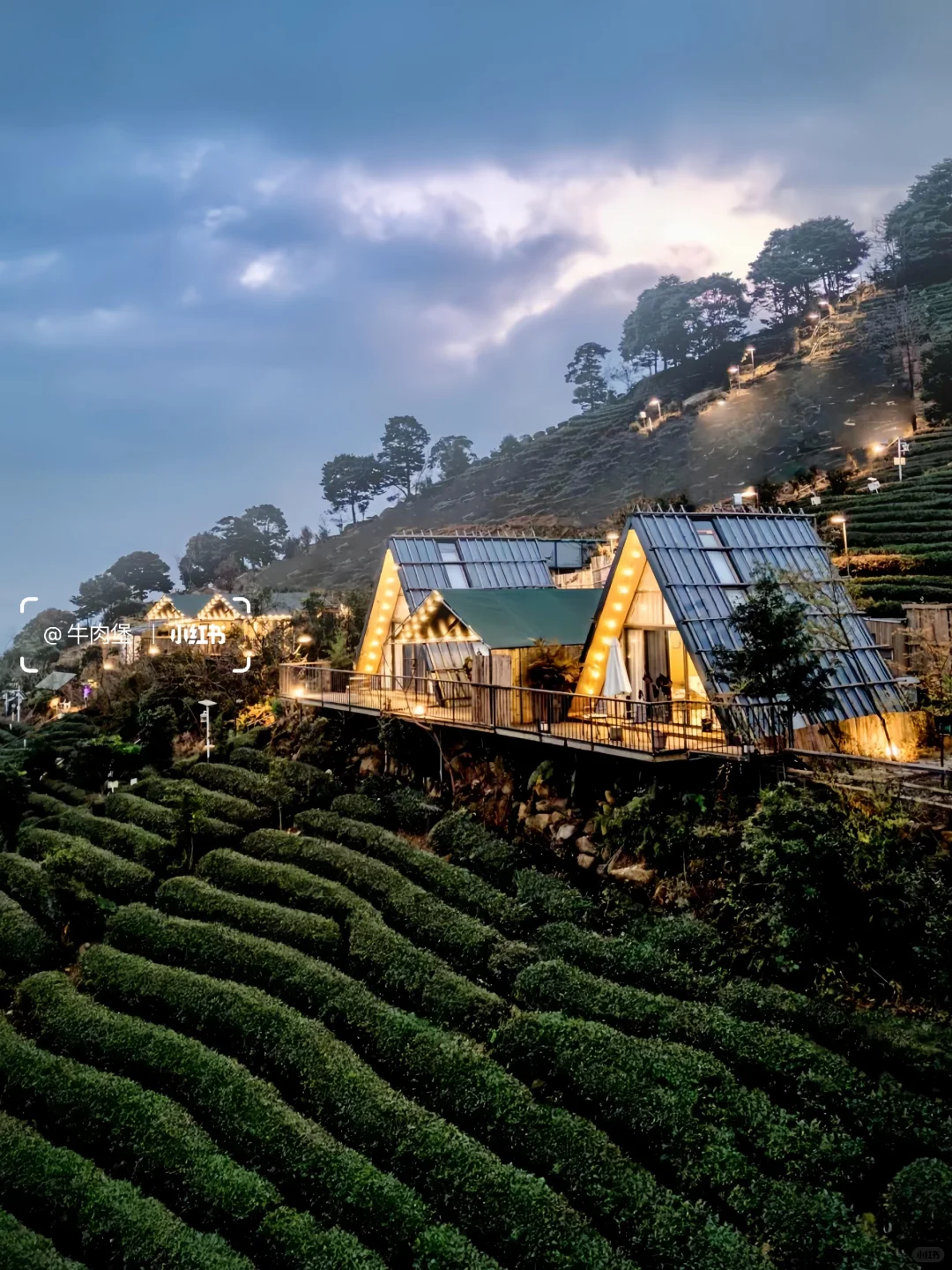 和男友住进山里泡私汤，连住3晚不想退房…