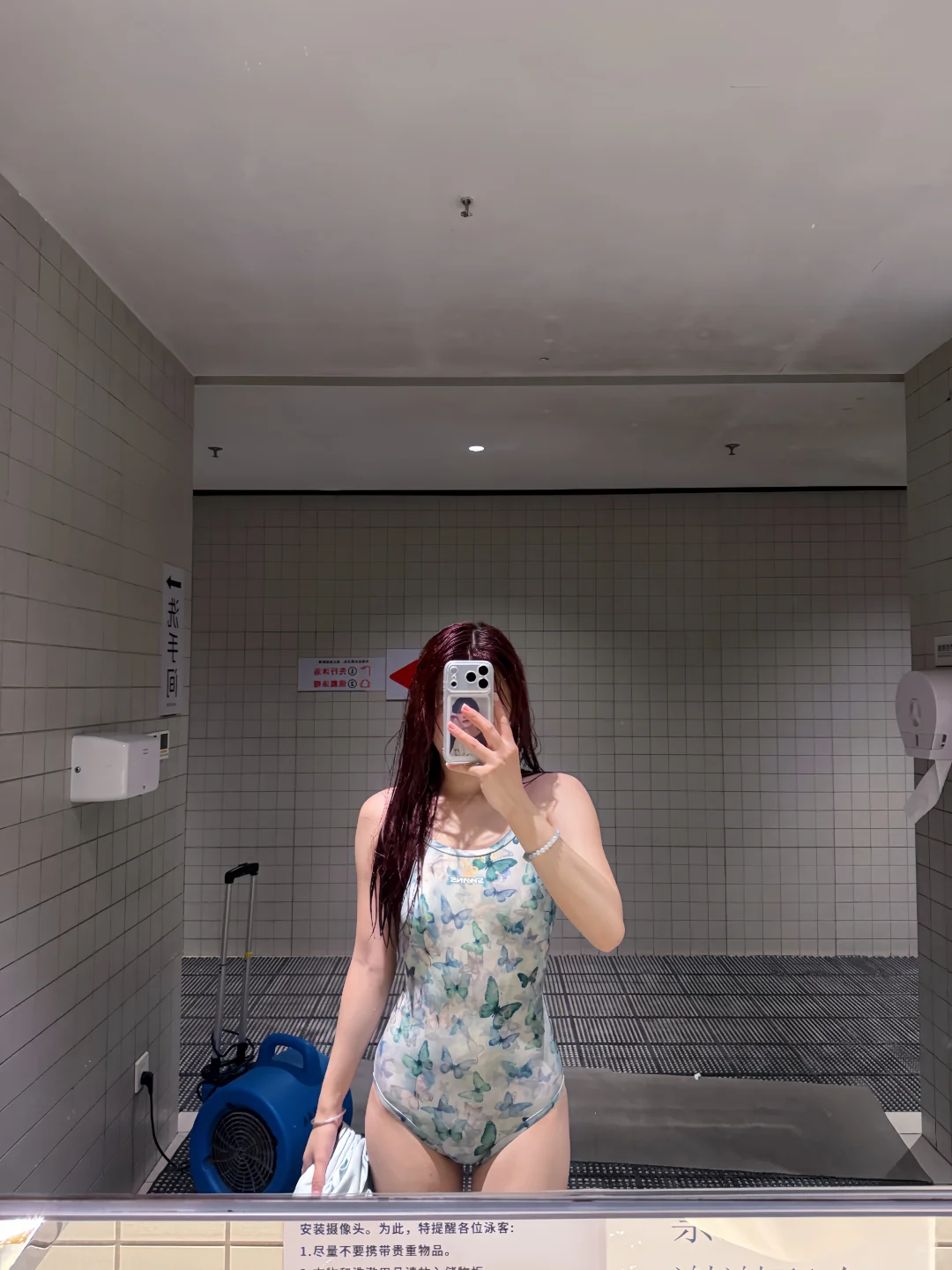 游泳真是我一个人的兵荒马乱