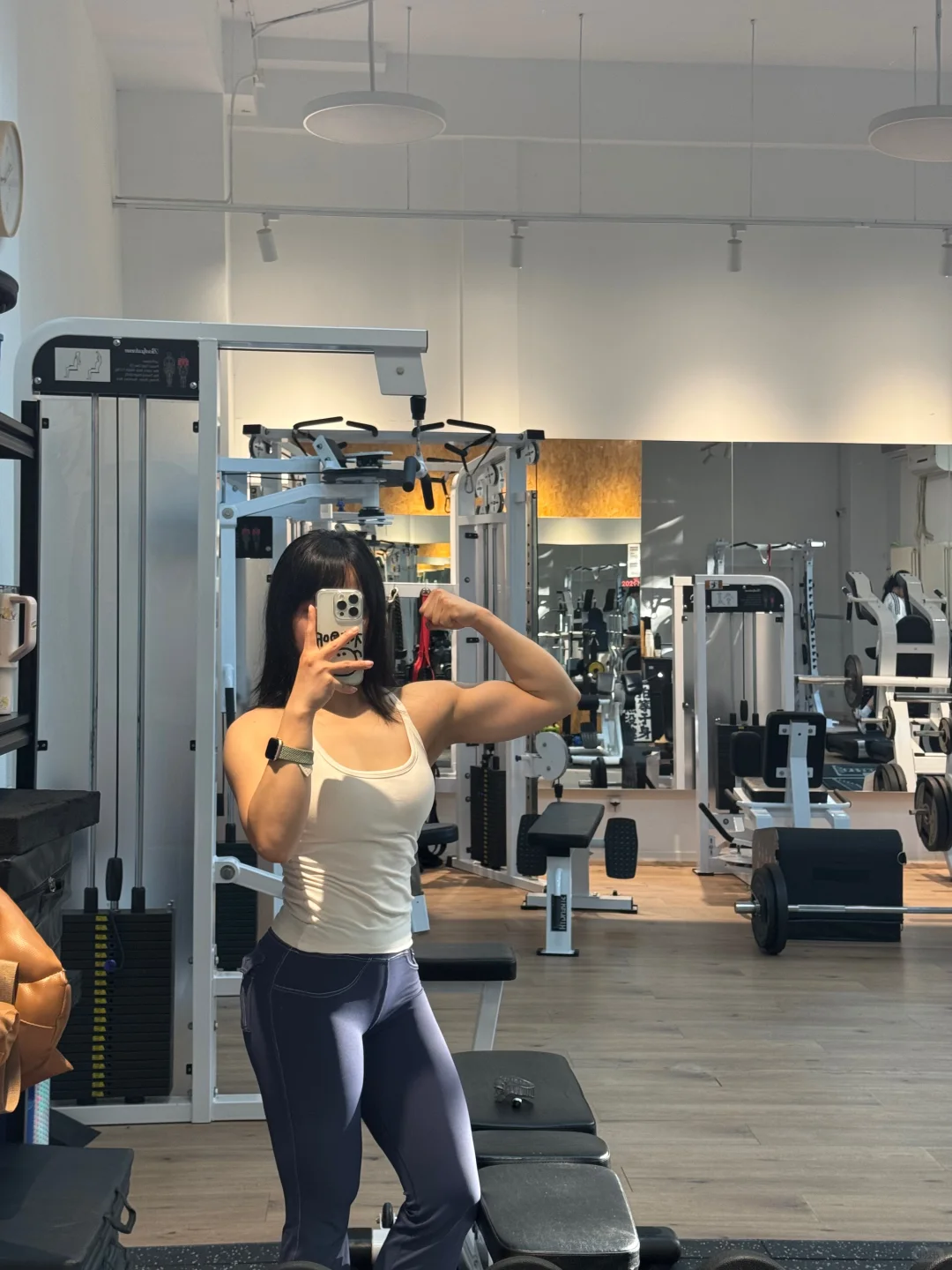 肌肉长在女人身上就是合理的