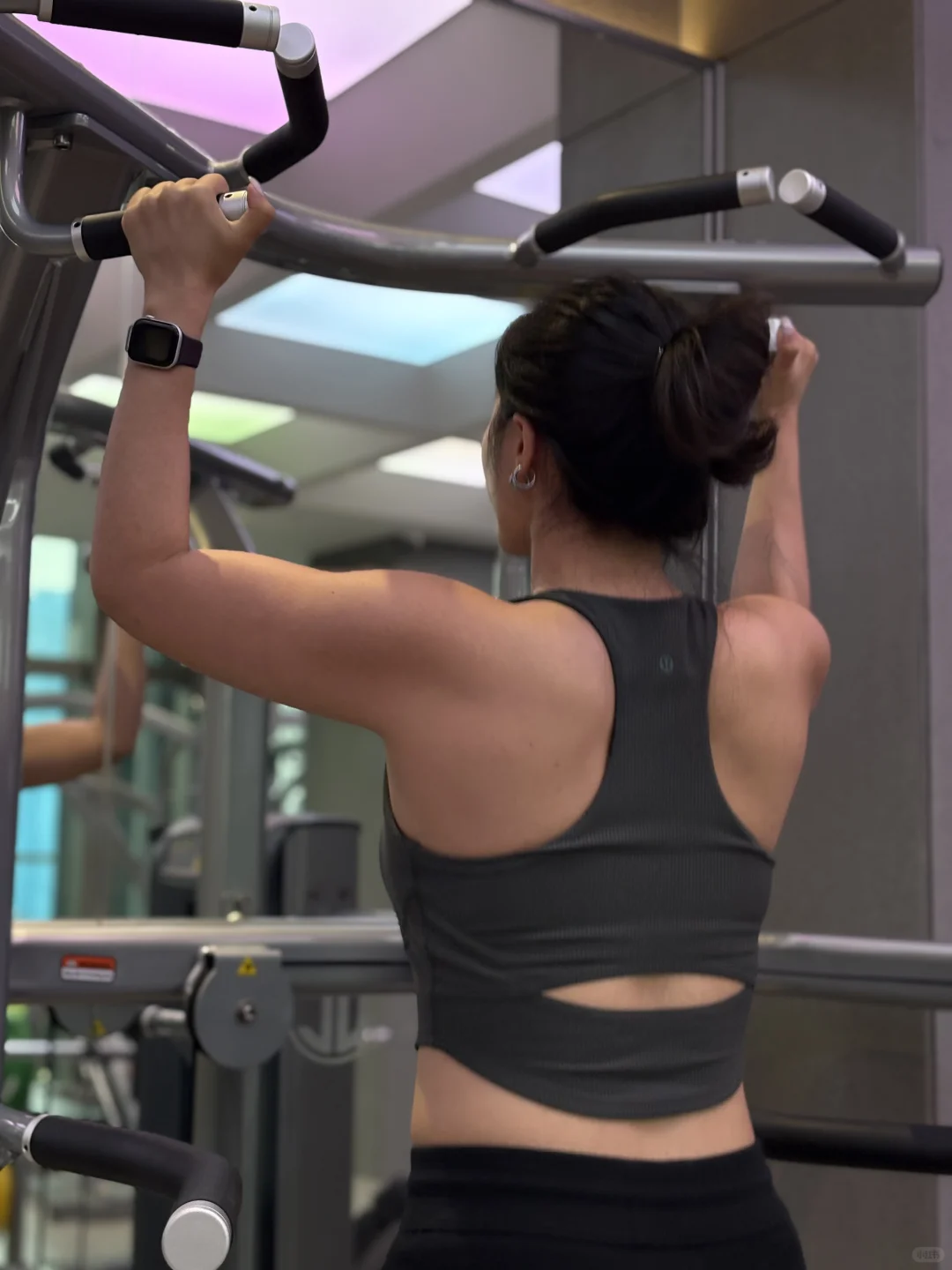 健身女孩的线条开始出现！！