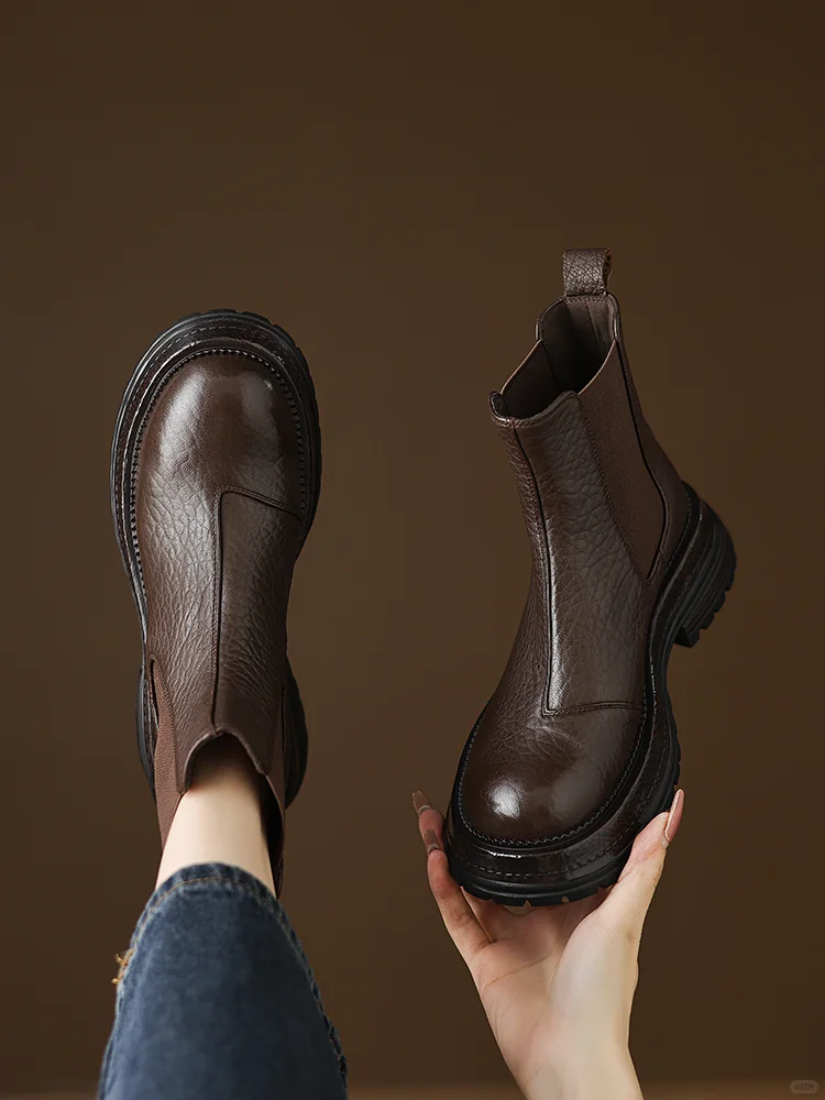 👢复古风切尔西靴，显高又百搭！