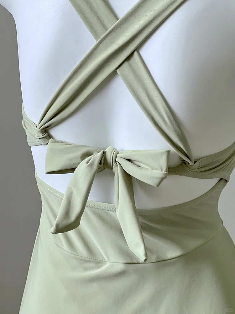 🌿度假季来袭！高级感抹茶绿泳衣，好出片