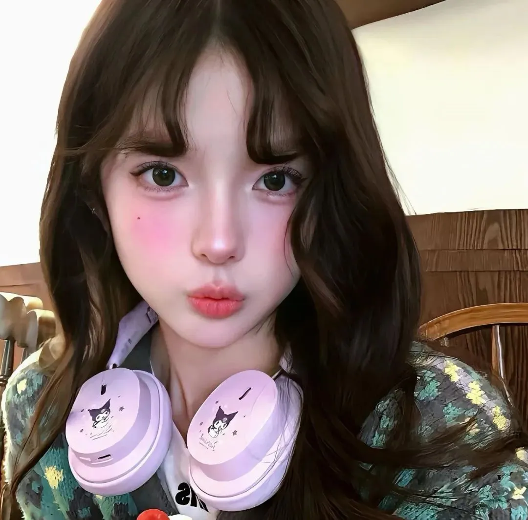 Share|高级感女生头像