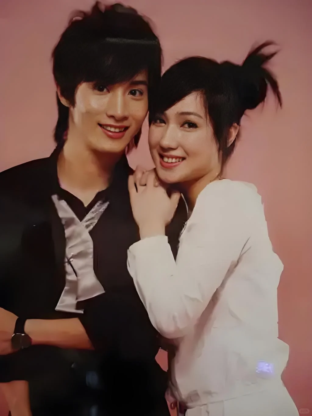 古早“校花”青春女主角