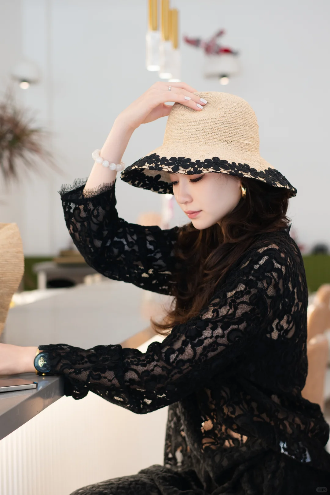 蕾丝哲学丨温柔，但有力量