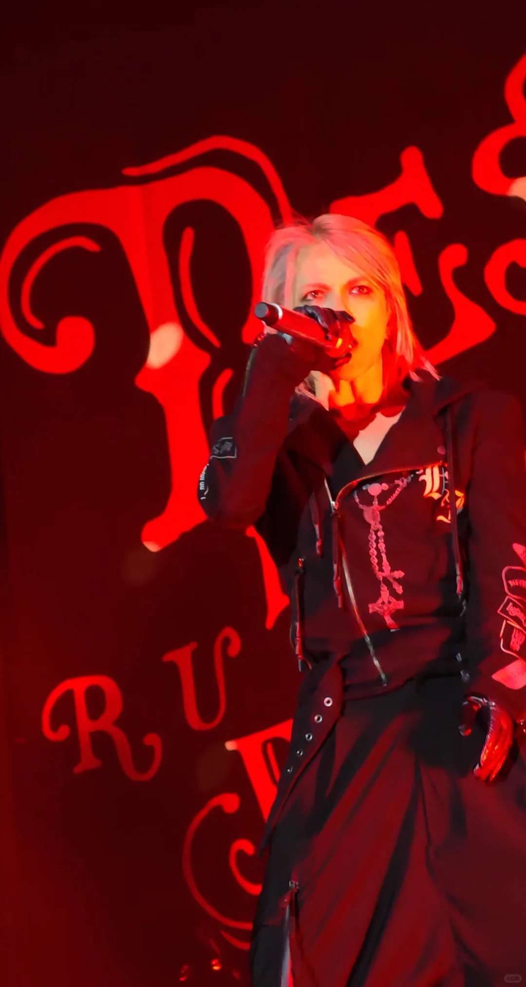 不要再说宝宝老了，这直出不比小年轻差🥹