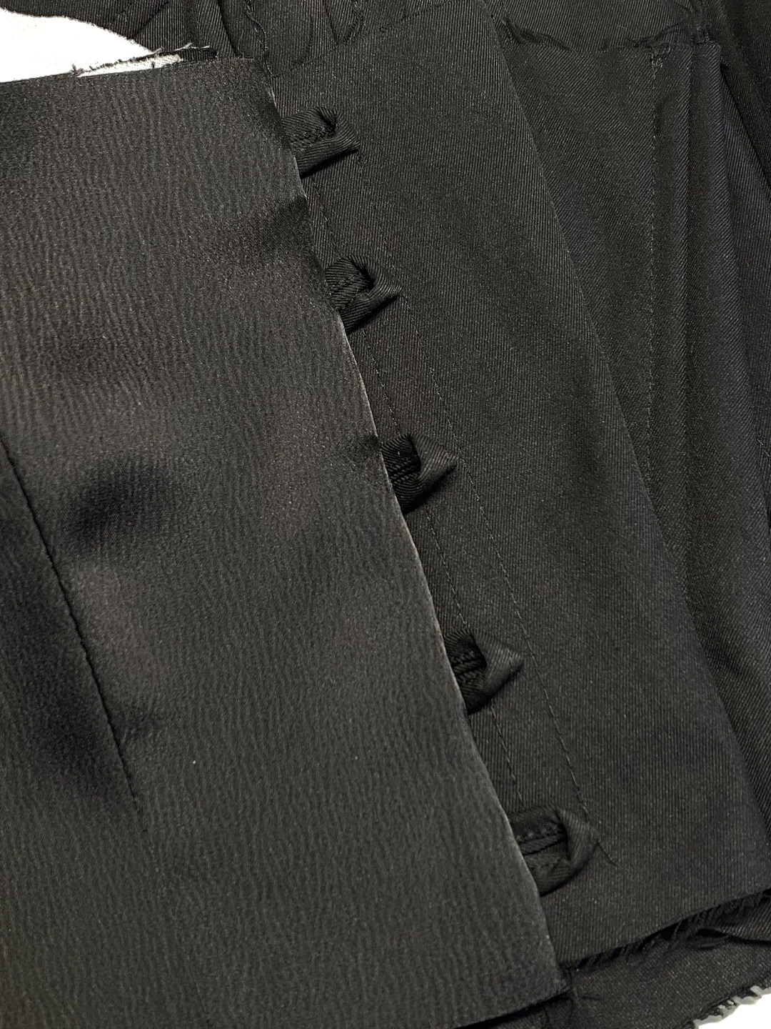 一些胸衣的制作过程与细节