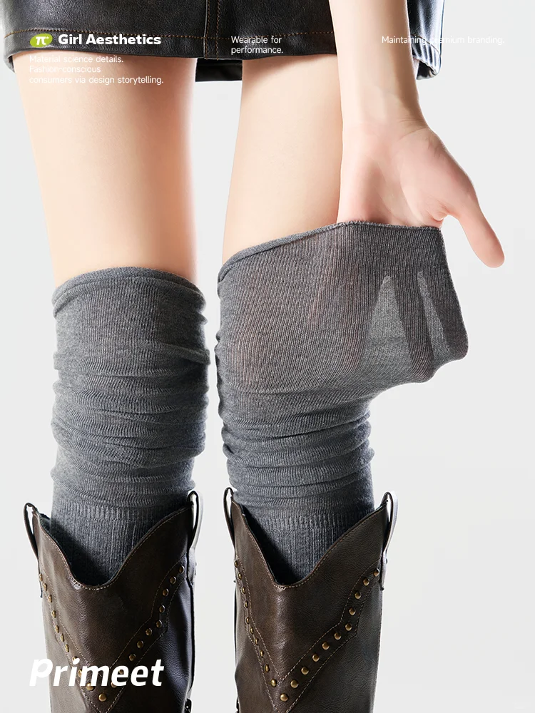 超绝鞋袜穿搭！必不可少的灰色过膝袜🍂