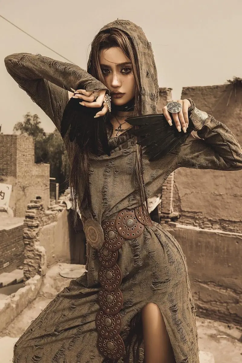 周天需要互勉模特，复古酷酷的废土风格