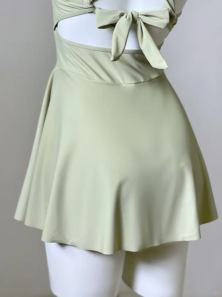 🌿度假季来袭！高级感抹茶绿泳衣，好出片