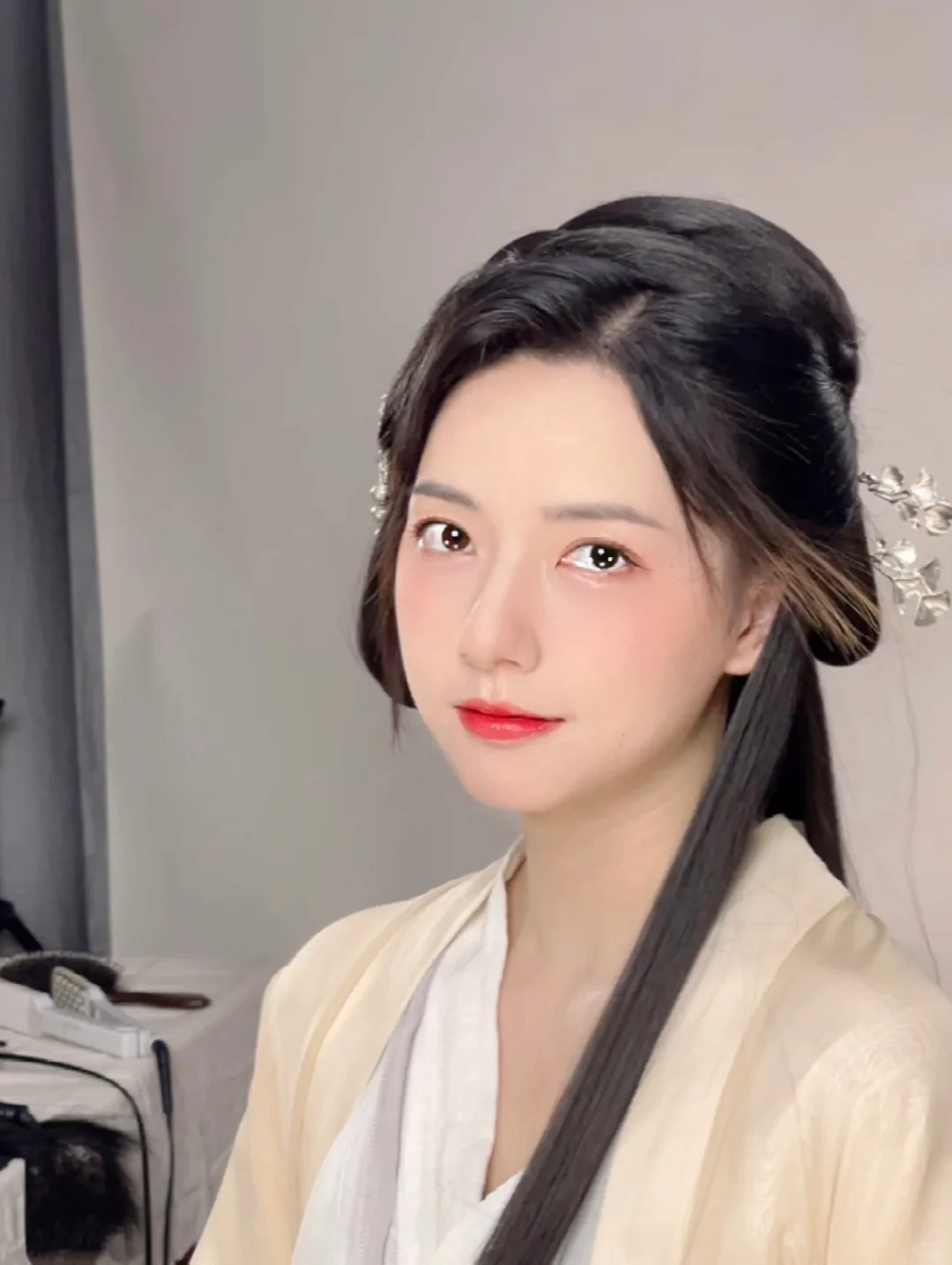 女生一定要尝试汉服造型！真的太温柔了