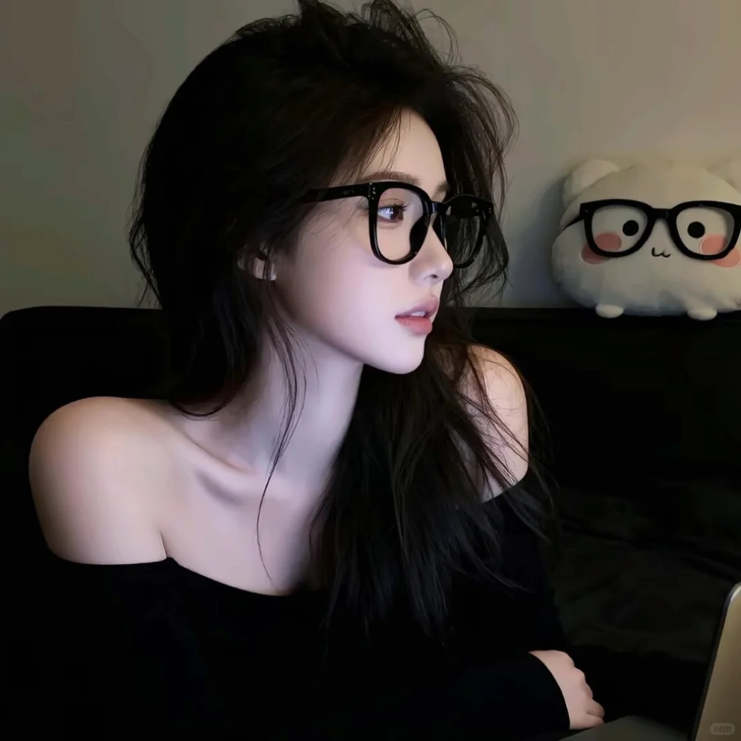 𝙒𝙚𝘾𝙝𝙖𝙩｜韩系 ins 女头