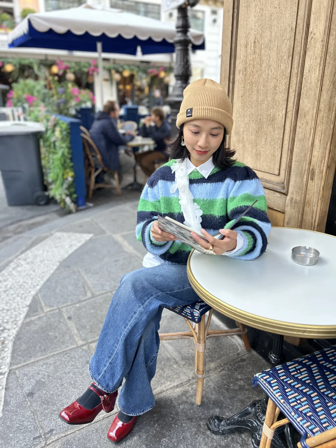 巴黎路人秋冬穿搭，真的太会穿了！