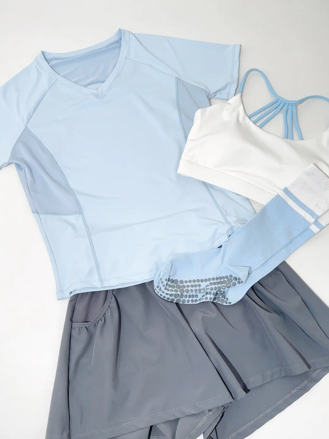 35💰瑜伽短袖｜显瘦小v领夏天还没结束🔚