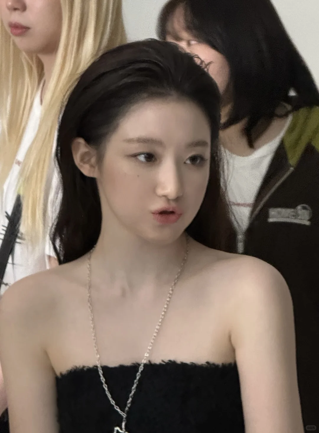 自带姐系清冷感的淡颜…