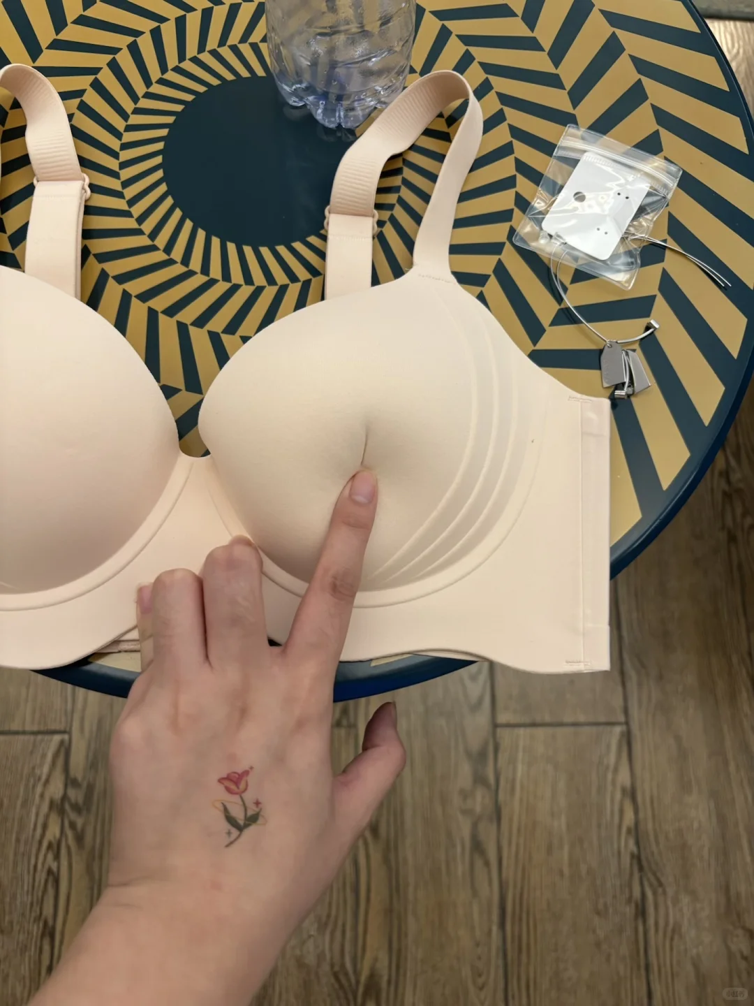 80D大且圆盘胸认准它！其他聚拢bra真弱爆啦