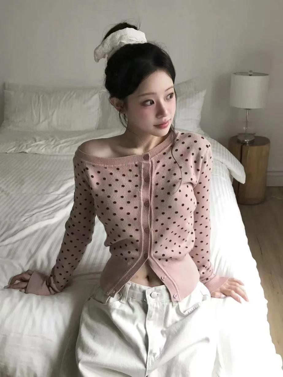 🇰🇷韩女同款露肩波点针织ෆ⃛轻松get甜美感