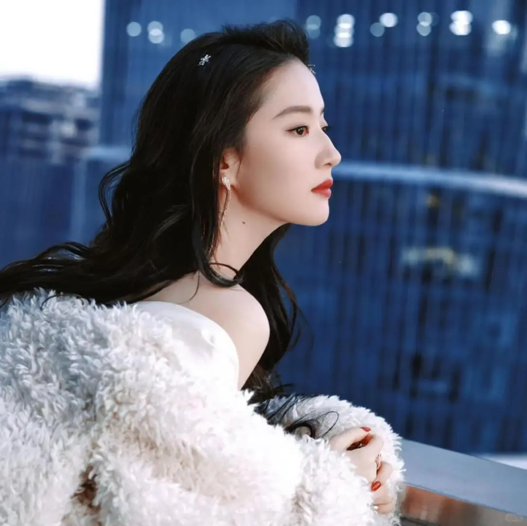 亦菲姐高清头像第十期 （18张）