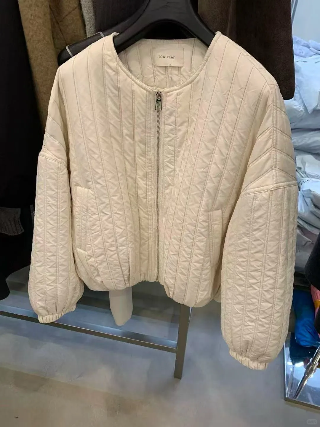 好看的衣服当然要推荐给你们