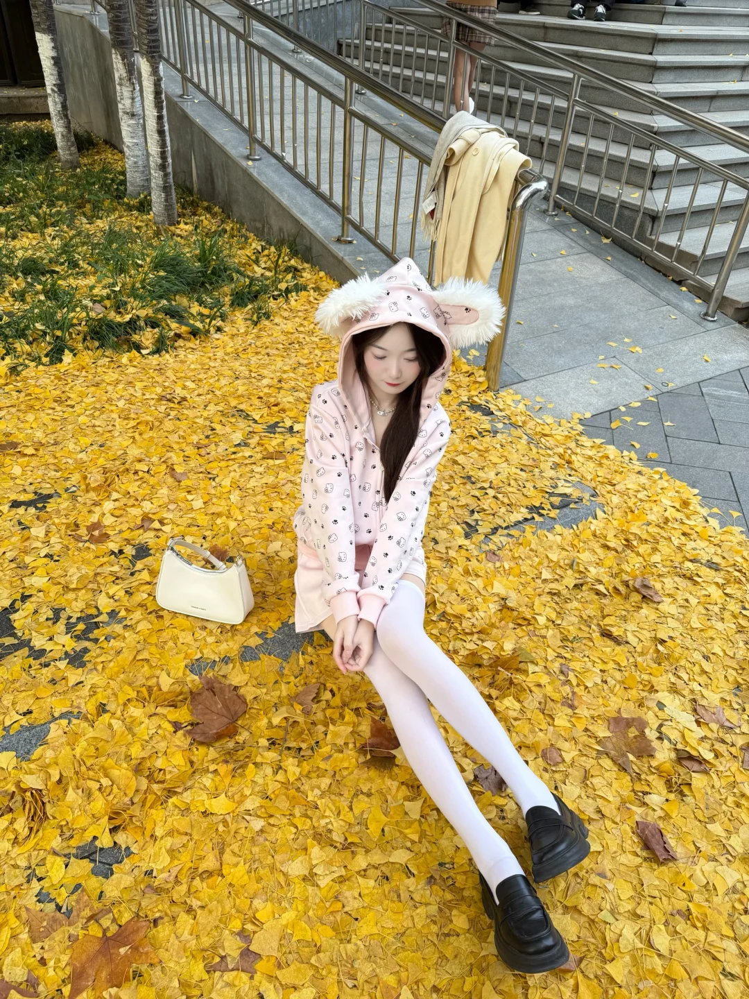 存一些秋天的拍照姿势🍂