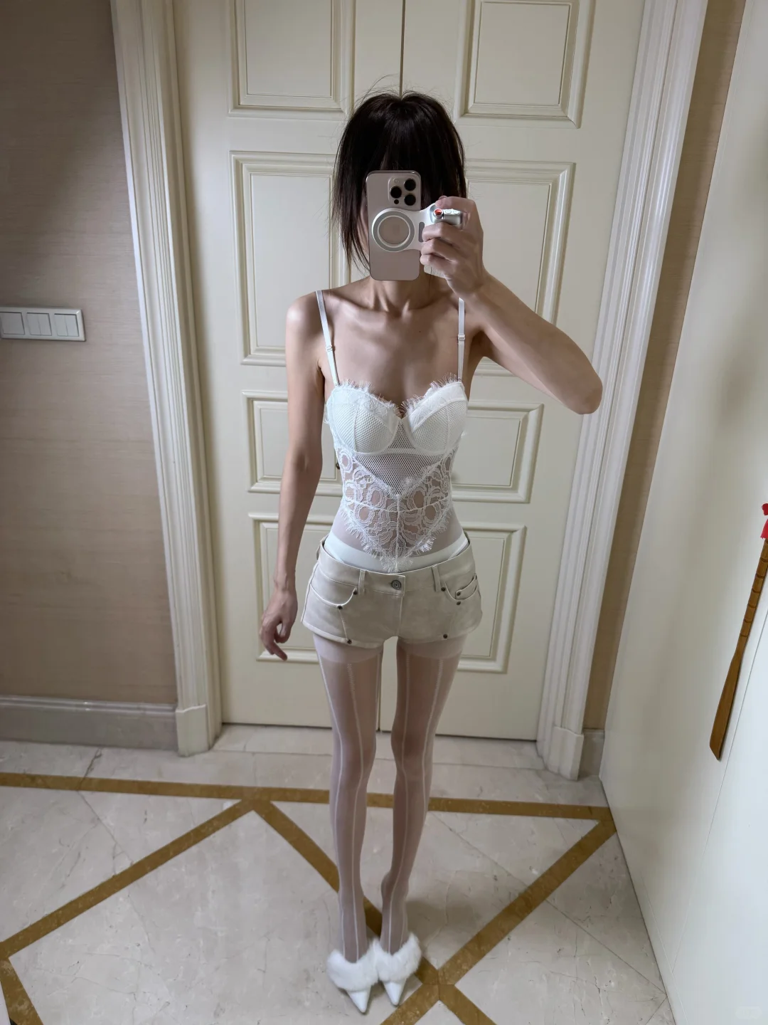 蕾丝鱼骨胸衣➕皮短裤🤳🤍🦋