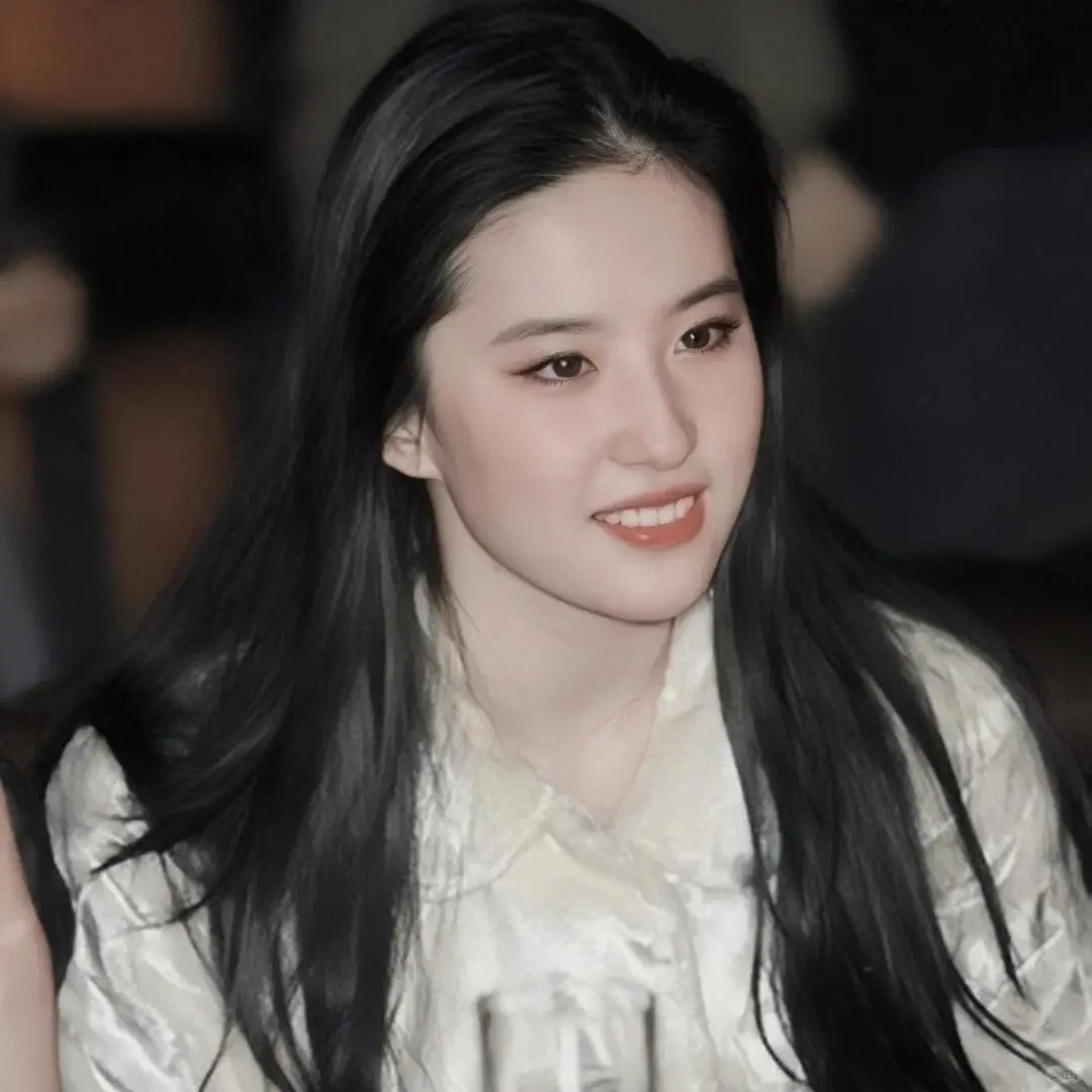 亦菲姐高清头像第十期 （18张）