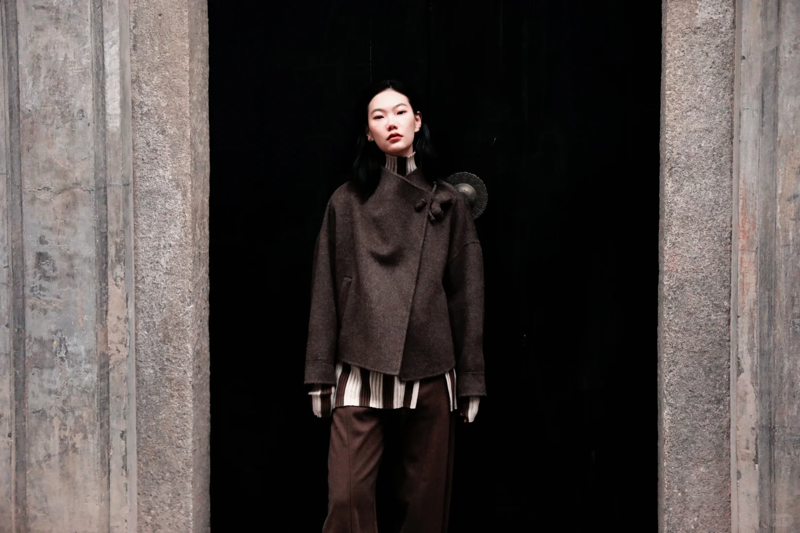 “电影感女主”法式复古高级感一周穿搭不重样