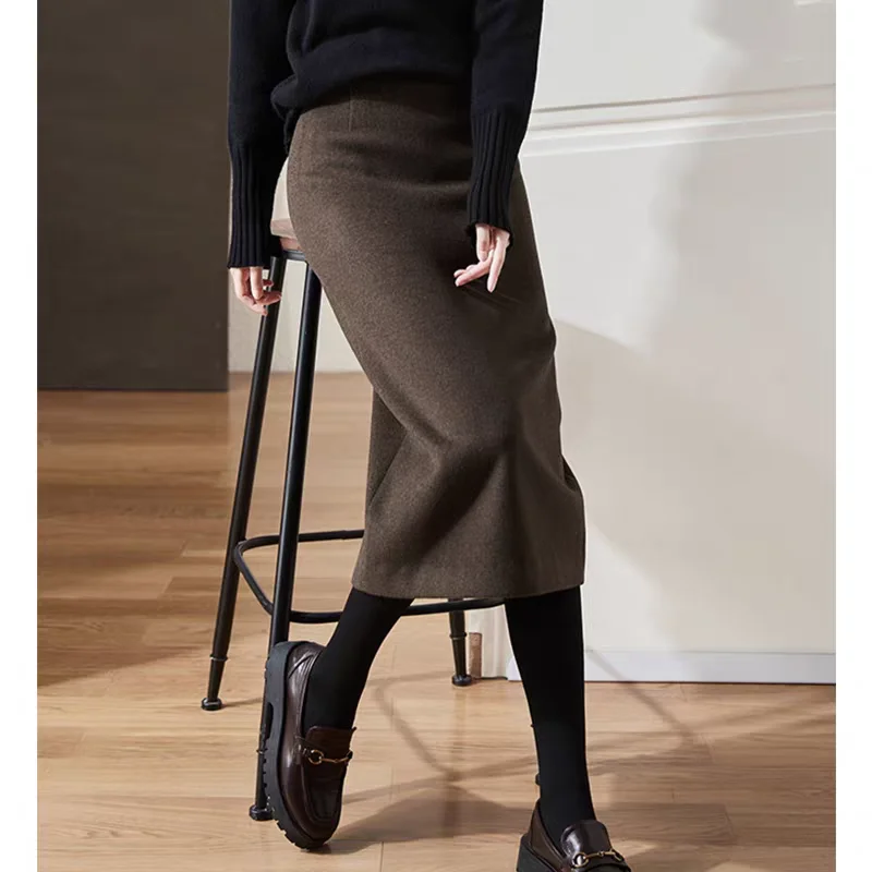 哥弟家一条可以穿着过冬的毛呢包臀裙✨