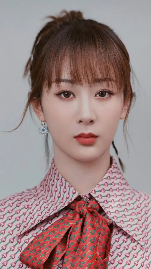 温婉佳人魅力四射