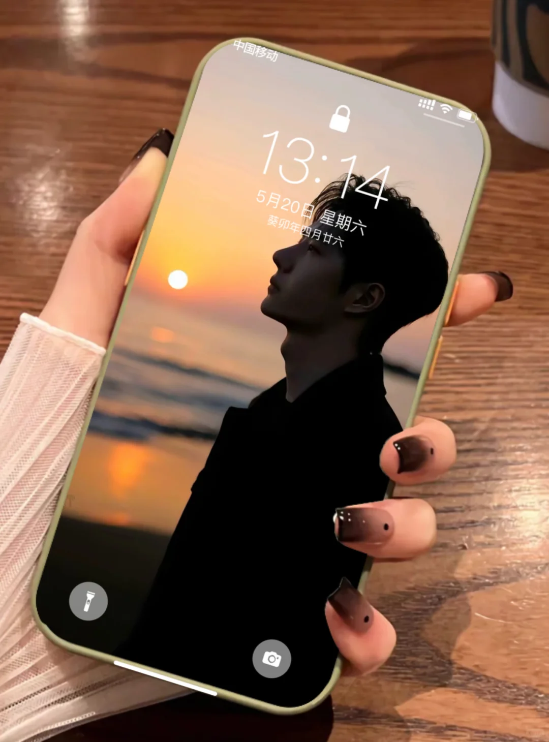 王一博手机壁纸💚