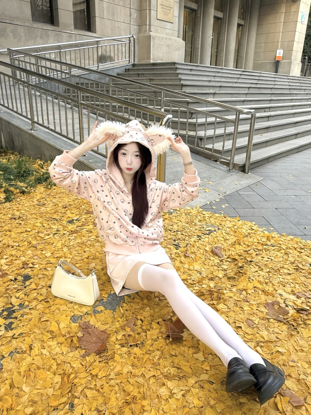 存一些秋天的拍照姿势🍂