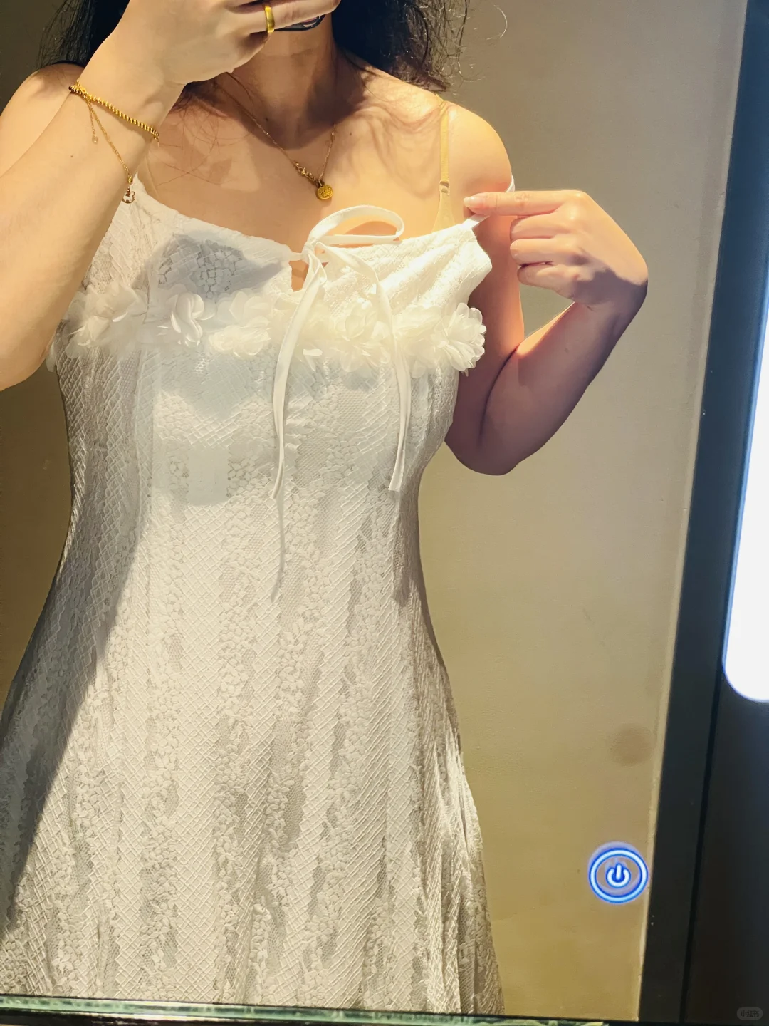 超能打！吊带裙里面就穿这个内衣👙