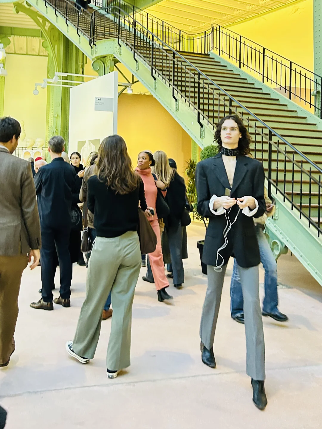 巴黎路人秋冬穿搭，真的太会穿了！