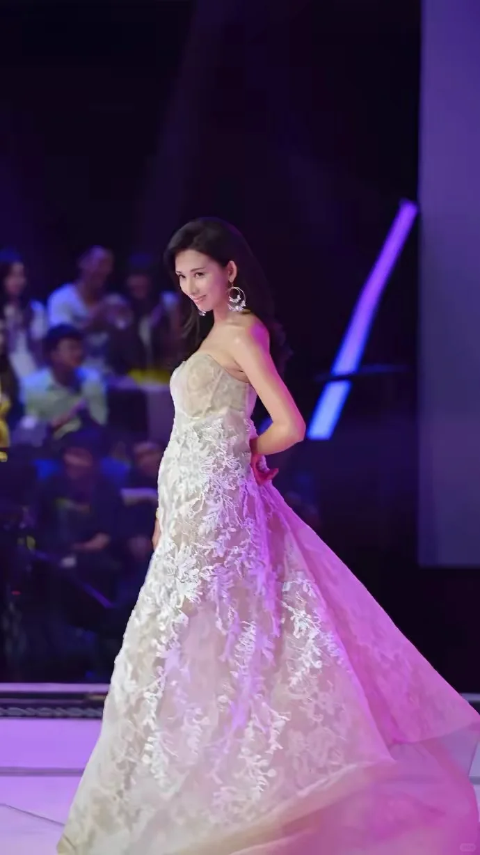 林志玲｜性感女神，太美了！