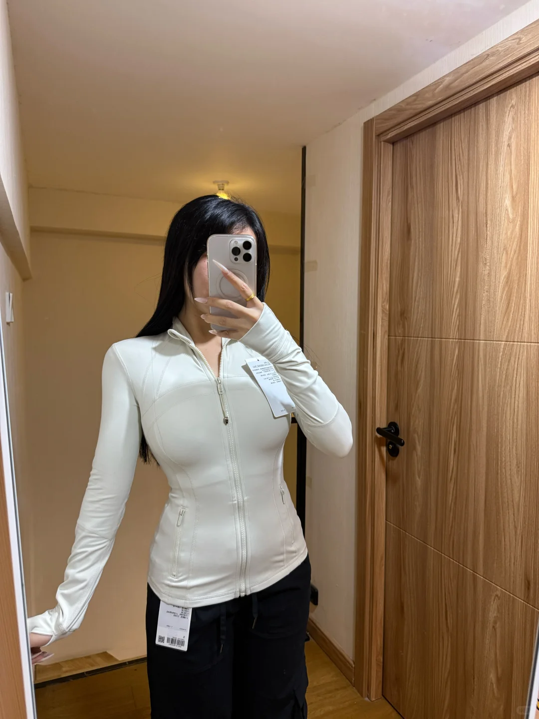 今晚和crush一起健身要穿哪个颜色呀 好纠结