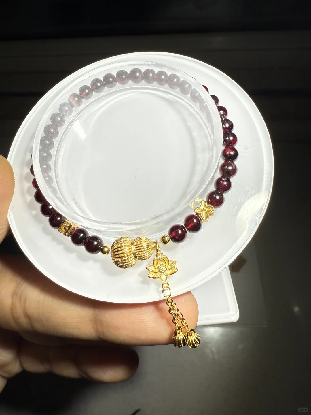 女孩子的小手串