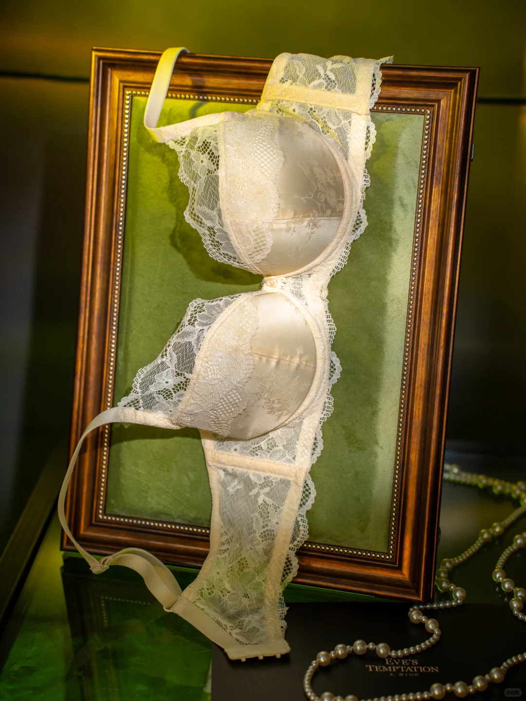 初秋氛围感~美到犯规的蕾丝内衣