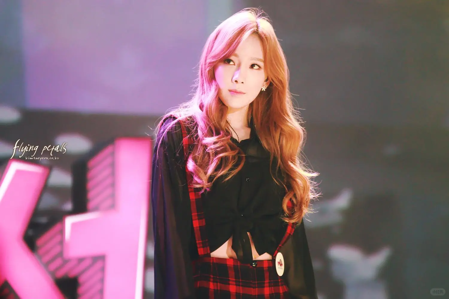 舞台上的姐姐好迷人