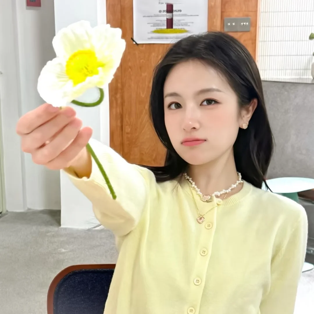 李兰迪｜高能量头像