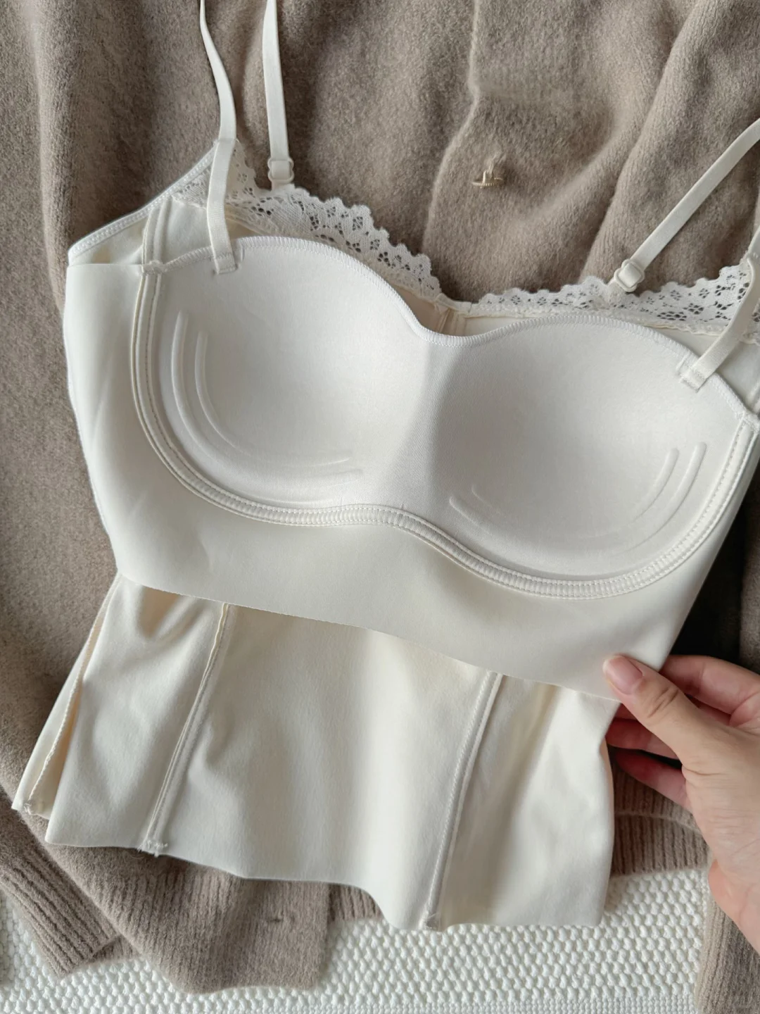 绝绝子！胸衣内搭，氛围感拉满