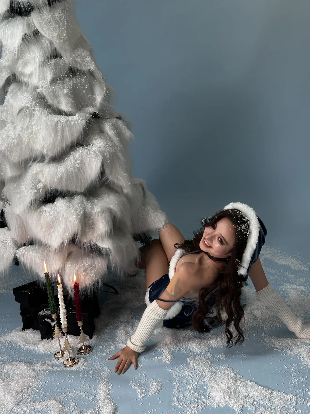 明天有空模特来