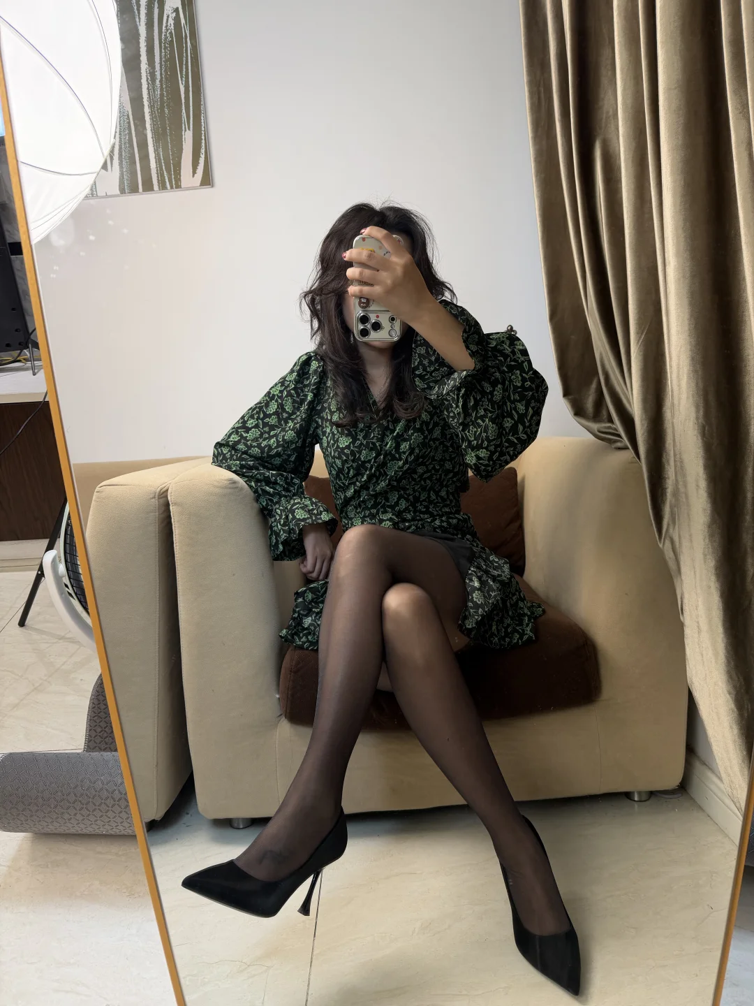 左滑🌺解锁日常穿搭。