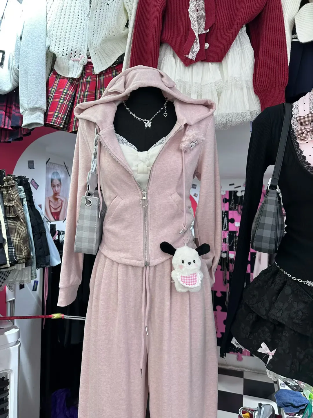 辣妹穿搭分享、甜辣风穿搭、甜酷风穿搭